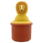 Gobelets Mrs. Lion Trixie utilisés comme jouets de bain